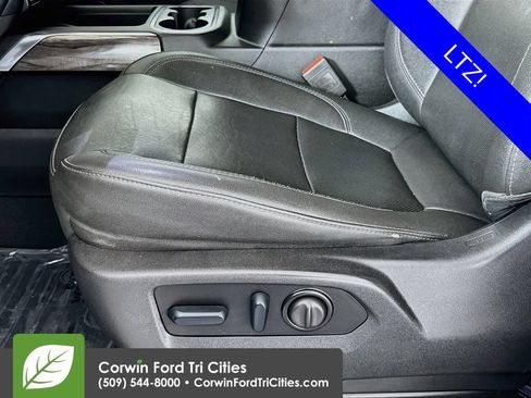 Used 2023 Chevrolet Silverado 3500 LTZ w/ LTZ Convenience Package AWD/4WD image 23