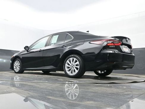 Used 2023 Toyota Camry LE image 26
