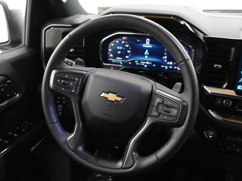 Used 2024 Chevrolet Silverado 1500 High Country w/ High Country Premium Package AWD/4WD image 15