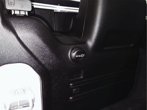 Used 2019 Jeep Wrangler Unlimited Sahara AWD/4WD image 40
