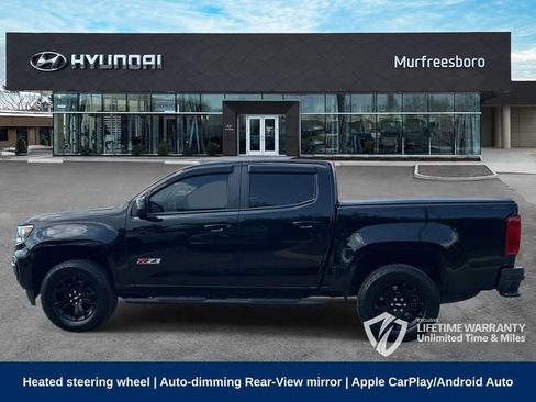 Used 2022 Chevrolet Colorado Z71 w/ Z71 Midnight Edition AWD/4WD image 9
