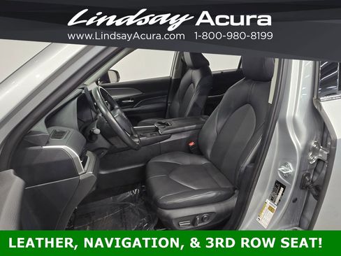 Used 2024 Toyota Grand Highlander XLE image 11