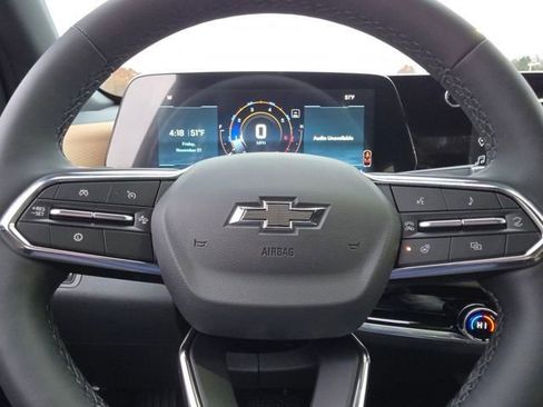 New 2026 Chevrolet Equinox ACTIV w/ Convenience Package III FWD image 12