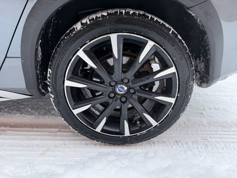 Used 2018 Volvo V60 T5 Cross Country w/ Convenience Package image 49