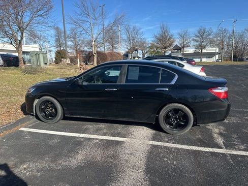 Used 2015 Honda Accord Sport image 9