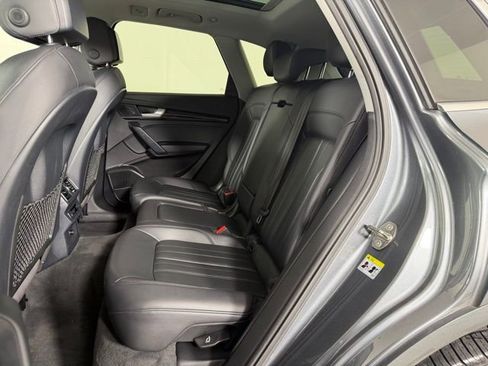 Used 2018 Audi Q5 2.0T Premium Plus w/ Premium Plus Package image 21