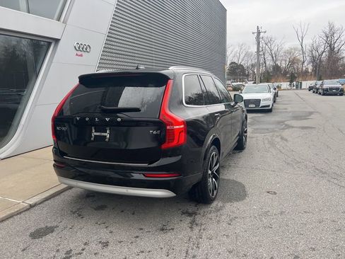 Used 2022 Volvo XC90 T6 Momentum w/ Advanced Package image 28