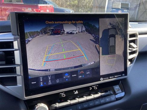 Used 2024 Toyota Tundra Limited image 31