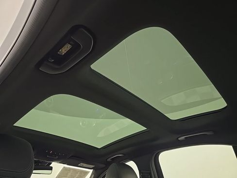 Certified 2020 Mercedes-Benz C 300 4MATIC Sedan image 14
