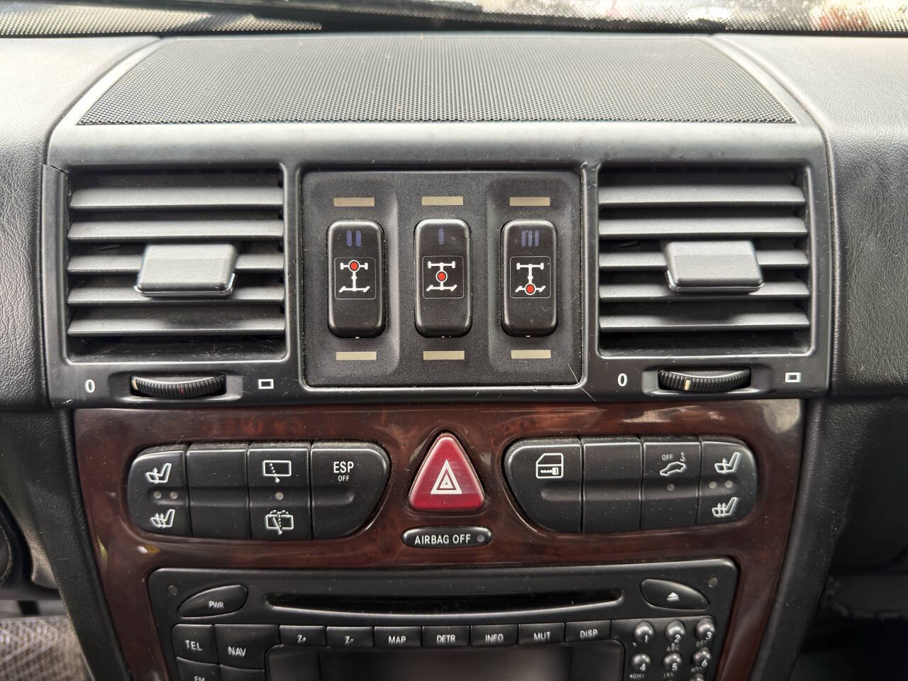 Used 2002 Mercedes-Benz G 500 image 18