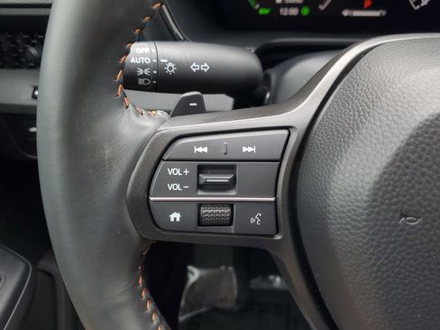 Used 2024 Honda CR-V Sport-L image 25