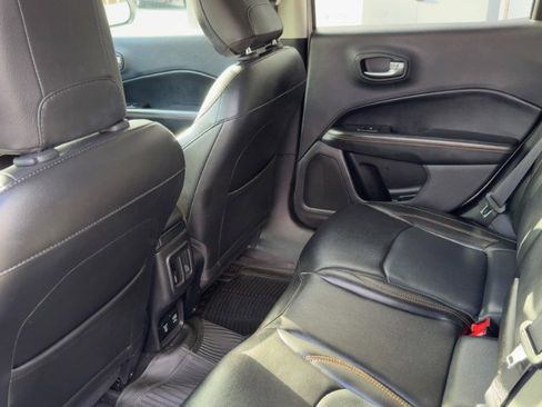 Used 2018 Jeep Compass Limited w/ Navigation Group image 11