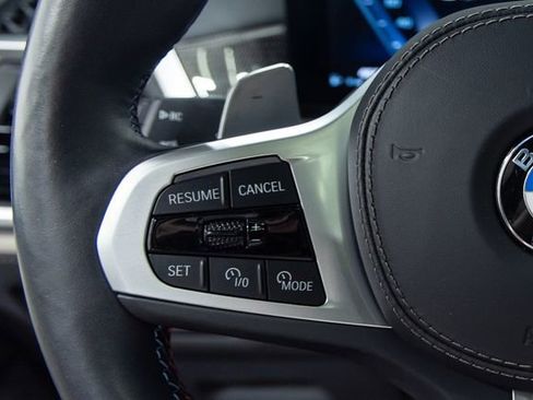 Certified 2025 BMW X7 M60i AWD/4WD image 15