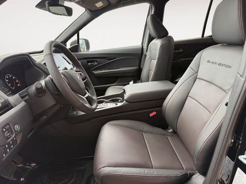 New 2026 Honda Ridgeline Black Edition image 2