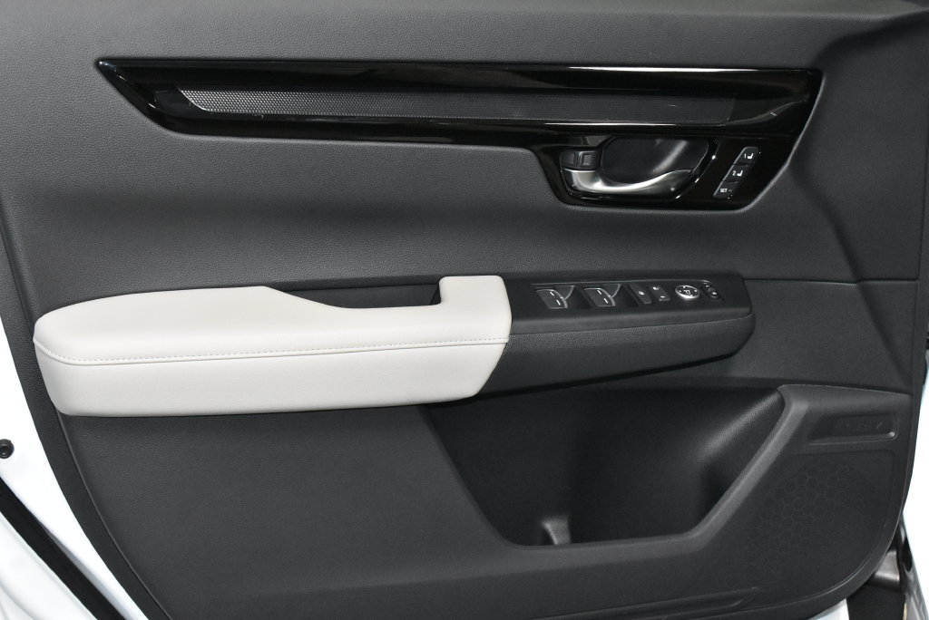Used 2024 Honda CR-V EX-L image 4