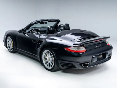 Used 2011 Porsche 911 Turbo AWD/4WD image 21