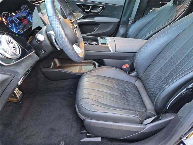 Used 2022 Mercedes-Benz EQS 580 4MATIC Sedan image 15