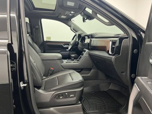 Used 2023 GMC Sierra 1500 Denali w/ Technology Package AWD/4WD image 27
