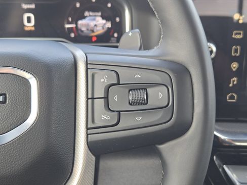 Used 2025 GMC Sierra 1500 Denali AWD/4WD image 24