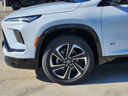 New 2026 Buick Enclave Sport Touring w/ Power Package image 5