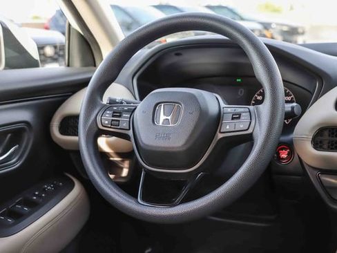 Certified 2023 Honda HR-V LX image 17
