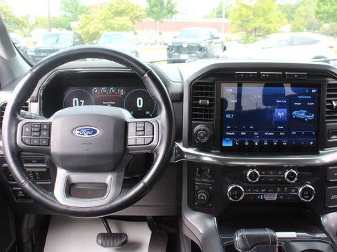 Used 2021 Ford F150 Lariat w/ Trailer Tow Package AWD/4WD image 26