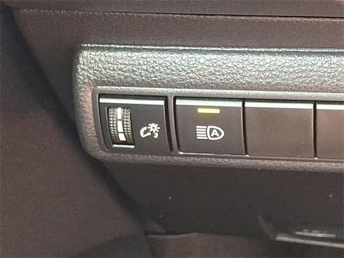 Certified 2024 Toyota Corolla LE image 24