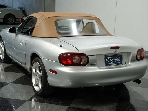 Used 2001 MAZDA MX-5 Miata LS image 8