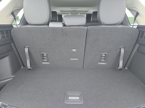 Certified 2025 MAZDA CX-90 Plug-In Hybrid w/ Preferred image 11