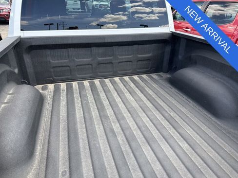 Used 2022 RAM 1500 Classic SLT w/ Electronics Convenience Group image 6