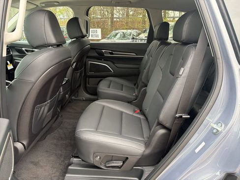Certified 2025 Kia Telluride S FWD image 26