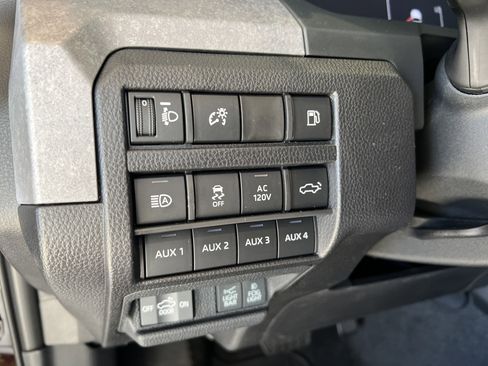 New 2025 Toyota Tacoma 4x4 Double Cab Hybrid image 30