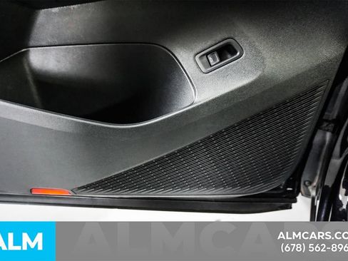 Used 2025 Volkswagen Atlas SE image 50