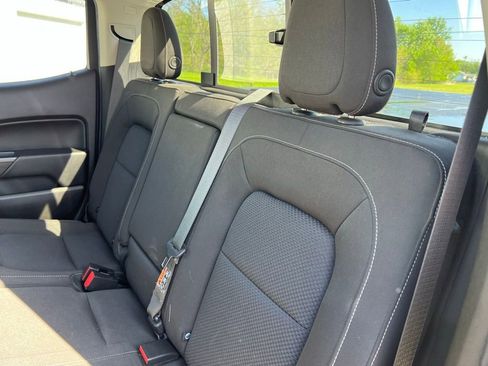 Used 2018 Chevrolet Colorado LT w/ LT Convenience Package RWD image 20