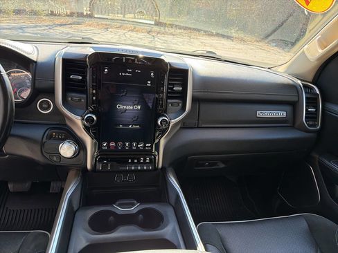 Used 2021 RAM 1500 Laramie image 24