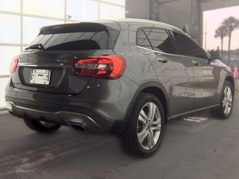 Used 2019 Mercedes-Benz GLA 250 4MATIC image 3