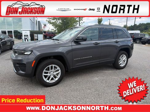 Used 2025 Jeep Grand Cherokee Laredo X w/ Luxury Tech Group I AWD/4WD image 1