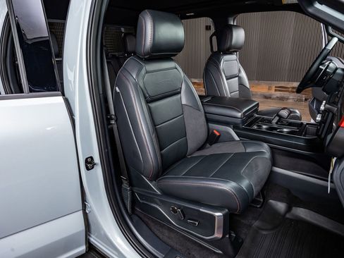 Used 2025 Ford F150 Raptor image 31