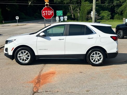 Used 2023 Chevrolet Equinox LT FWD image 4