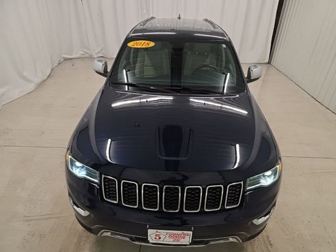 Used 2018 Jeep Grand Cherokee Limited w/ Luxury Group II image 9