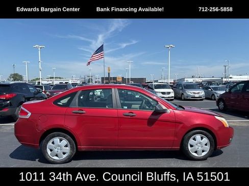 Used 2011 Ford Focus S image 1