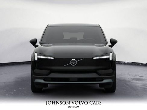 New 2026 Volvo EX30 Cross Country Ultra image 2