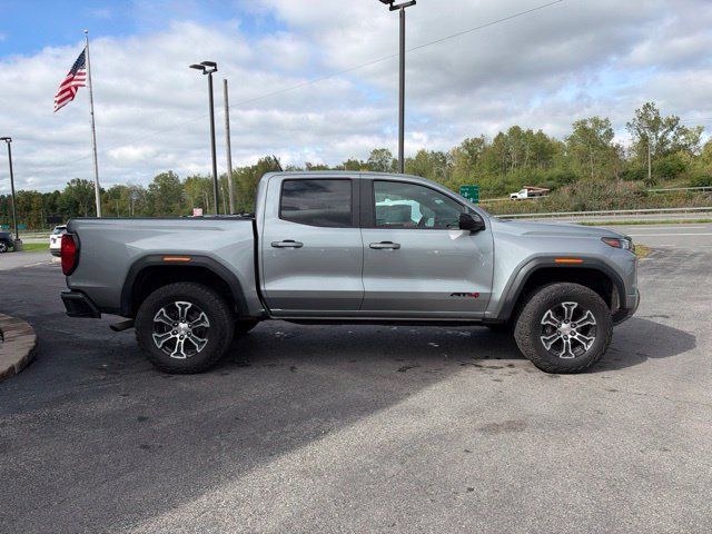 Used 2023 GMC Canyon AT4 w/ Canyon Safety Plus Package AWD/4WD image 6