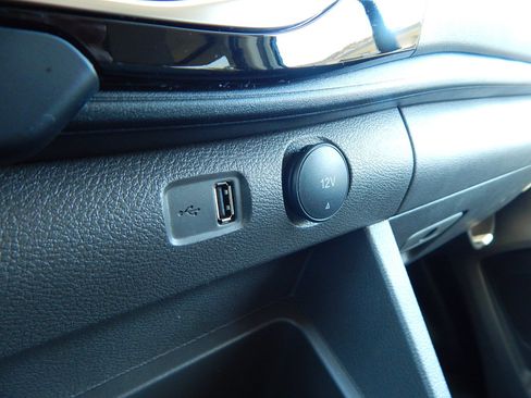 Used 2024 Ford Transit 350 XLT RWD image 19