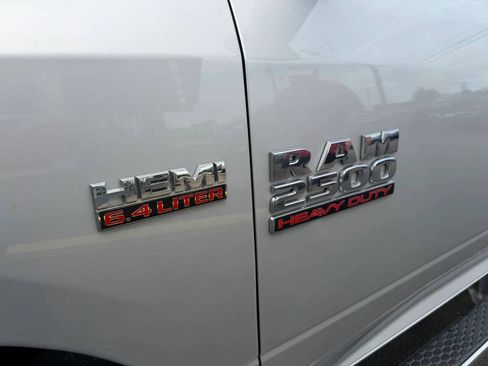 Used 2018 RAM 2500 Tradesman w/ Chrome Appearance Group AWD/4WD image 61