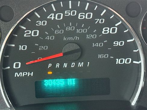 Used 2022 Chevrolet Express 2500 w/ Driver Convenience Package image 12