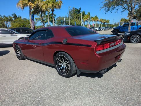 Used 2014 Dodge Challenger R/T image 7
