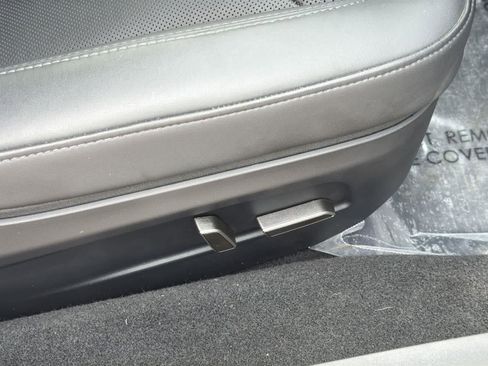 Used 2024 Tesla Model 3 Standard Range image 36