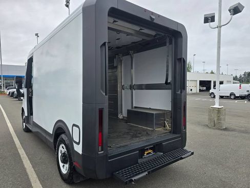 New 2025 Chevrolet Brightdrop 400 w/ Battery Pack, Max Range AWD/4WD image 15
