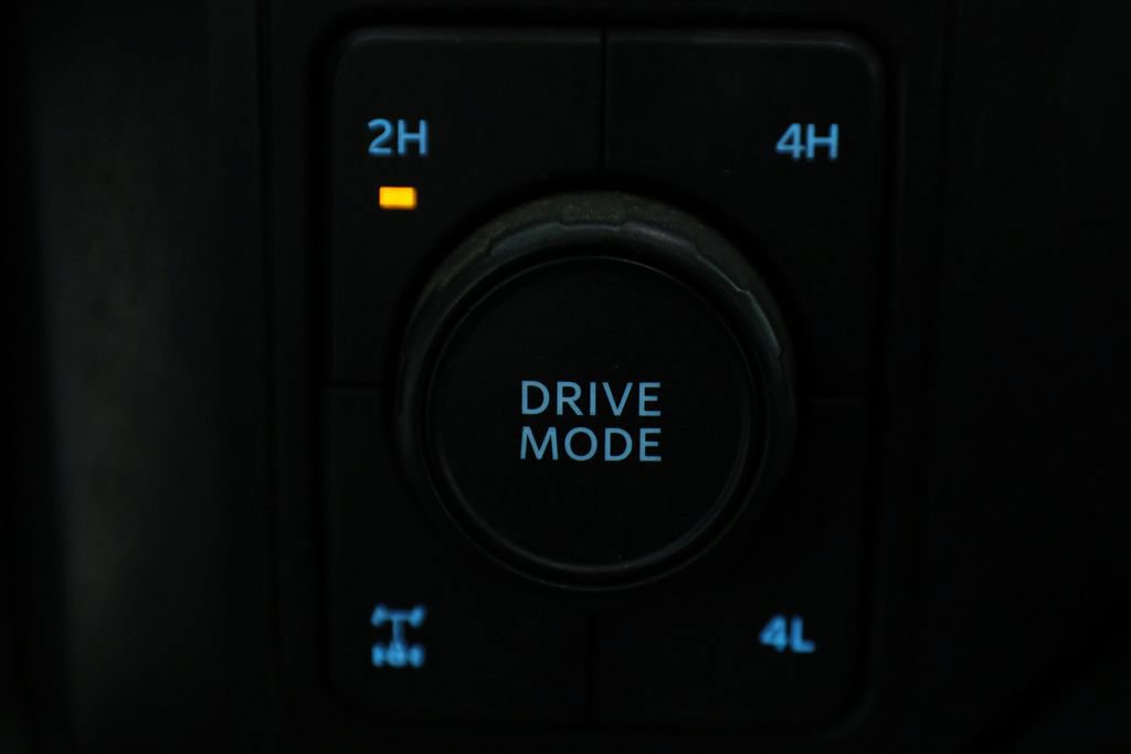 Used 2024 Ford F250 XLT w/ FX4 Off-Road Package AWD/4WD image 20